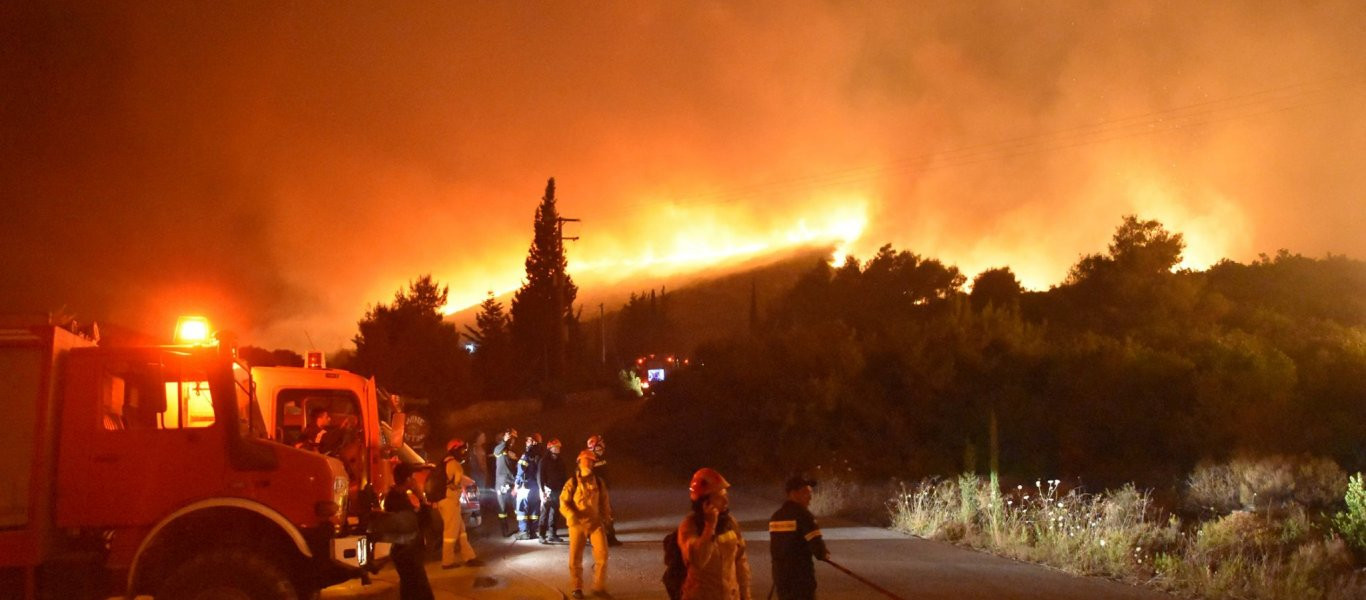 Συνεχίζεται ο πύρινος «εφιάλτης» στη Ζάκυνθο: Κατάφεραν να ξεφύγουν οι εμπρηστές! (φωτό, βίντεο)